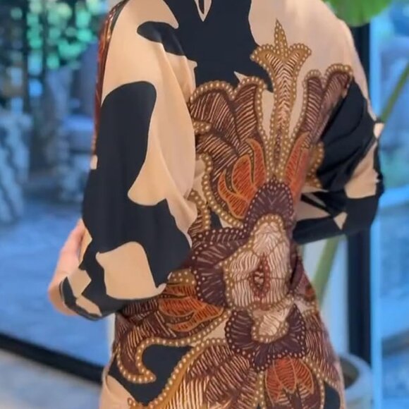 Versatile Casual Slit Midi Dress with Launch V-Neck for Women – A-Brown, Medium - Picture 7 of 7